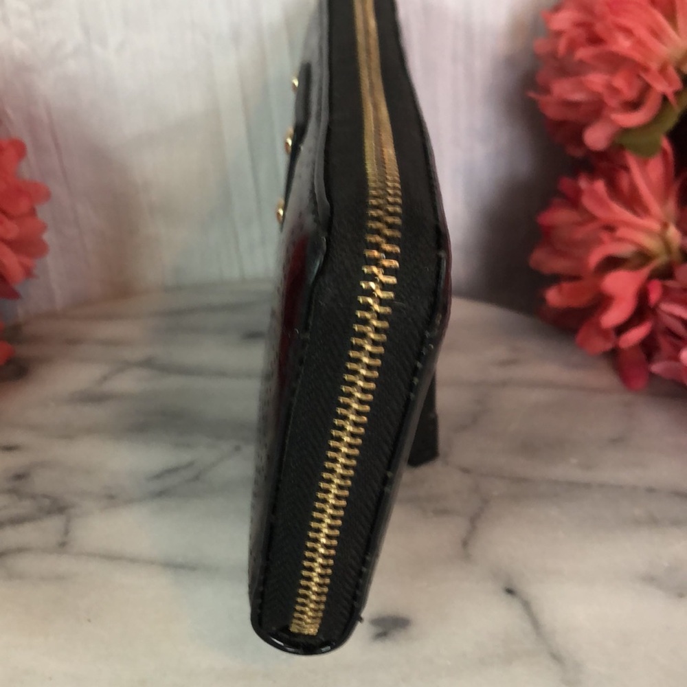 KATE SPADE black patent leather polka dot zip around accordion wallet wristlet - Picture 4 of 16